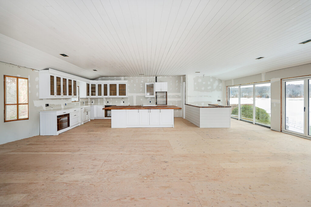 38 Milland Dr, Northport 4(1) 38 Milland Dr, Northport 4(1)